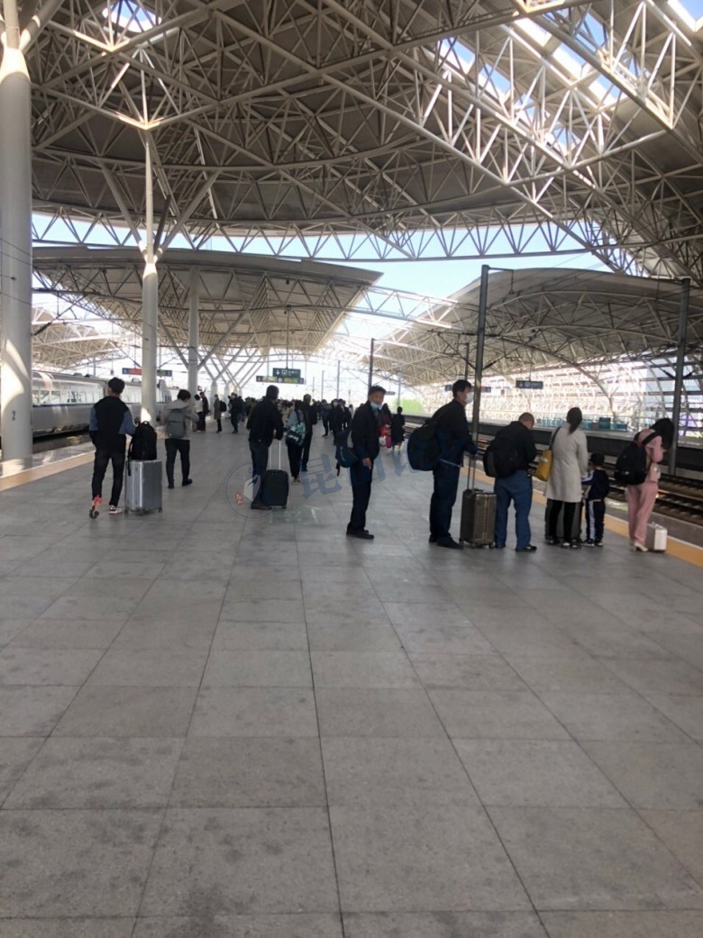 昆山高铁站图片